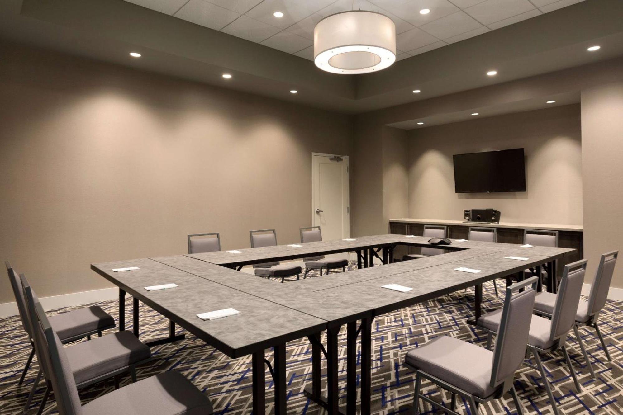Embassy Suites By Hilton Kansas City Olathe Exterior foto